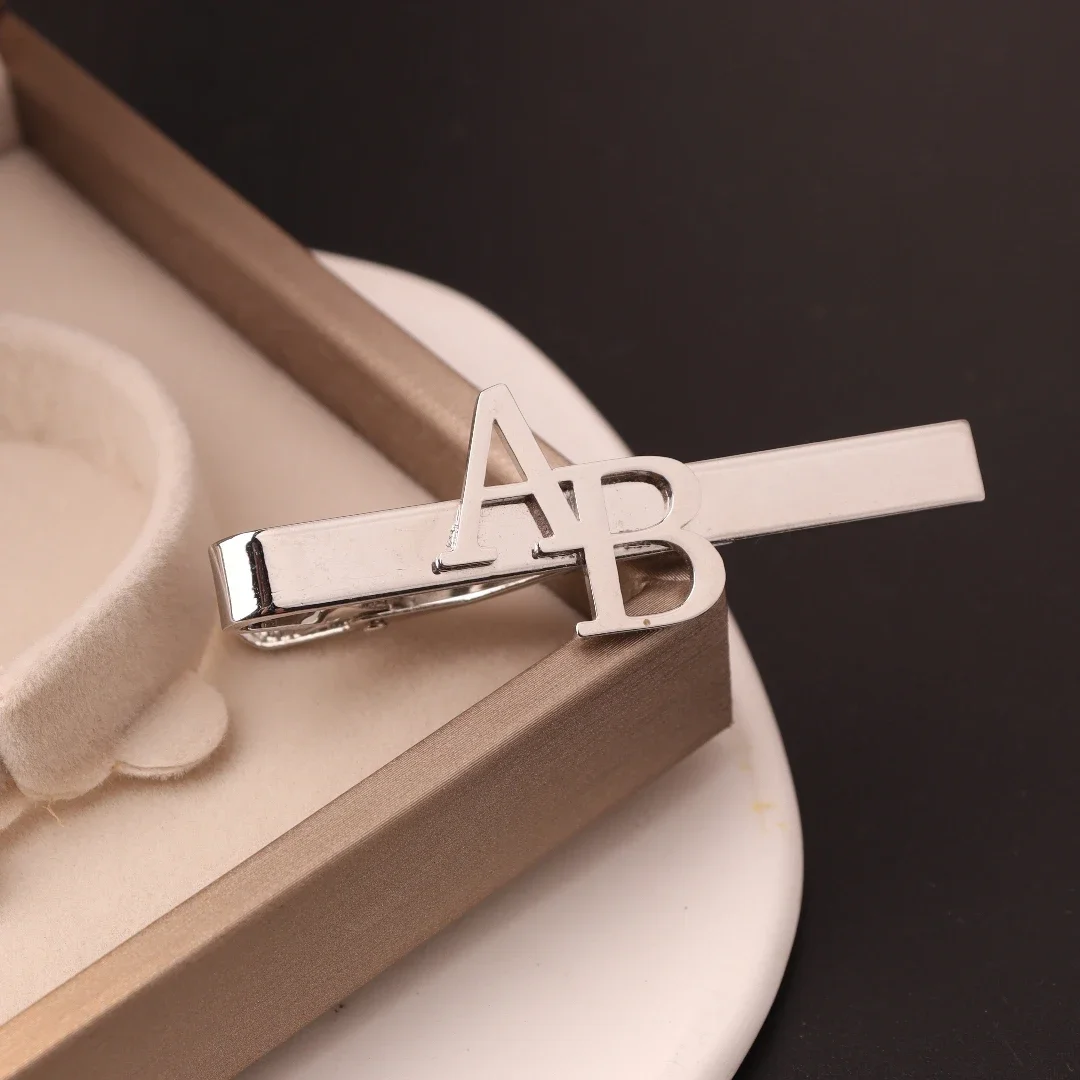 Fermacravatta con iniziali per - Men'S Grooming recensione e prezzo